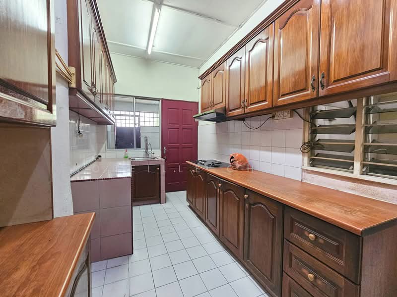 2-storey Terraced House for Sale in Usj 11 (Subang Jaya) - Nobeille Chung - Kitchen - PropertyGuru.com.my