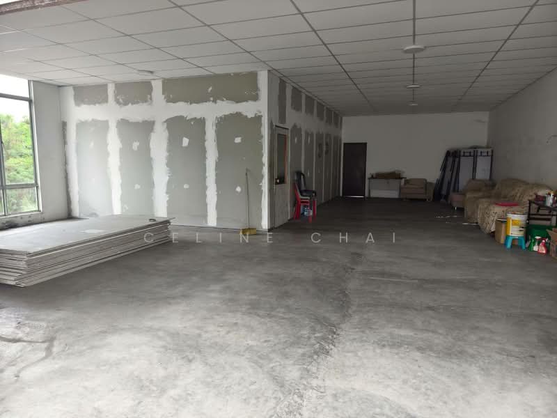 Corner Shop Taman Bukit Tropika - 2