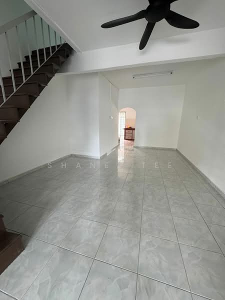 Rumah Teres 2 Tingkat untuk Dijual di Taman Titiwangsa (Kluang) - Shanel Tee - Interior - PropertyGuru.com.my
