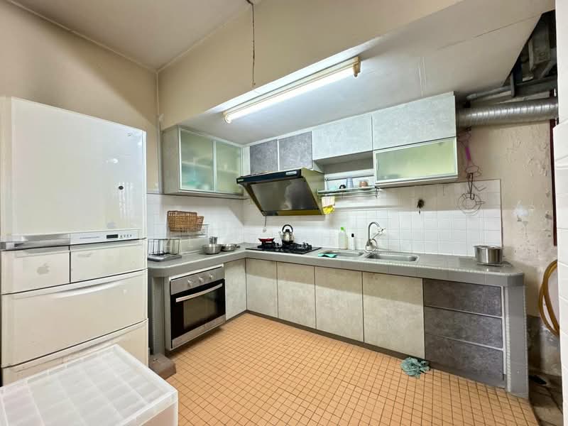 Kondominium untuk Dijual di Gardenia Court - Azli Ibrahim - Kitchen - PropertyGuru.com.my