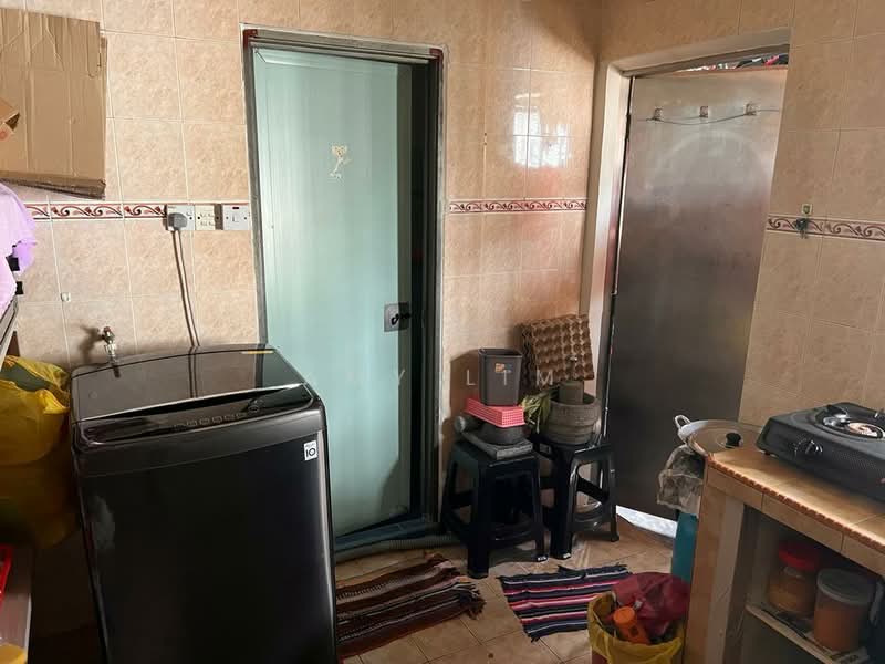 1-storey Terraced House for Sale in Taman Puchong Perdana (Puchong) - Amy Lim - Kitchen - PropertyGuru.com.my