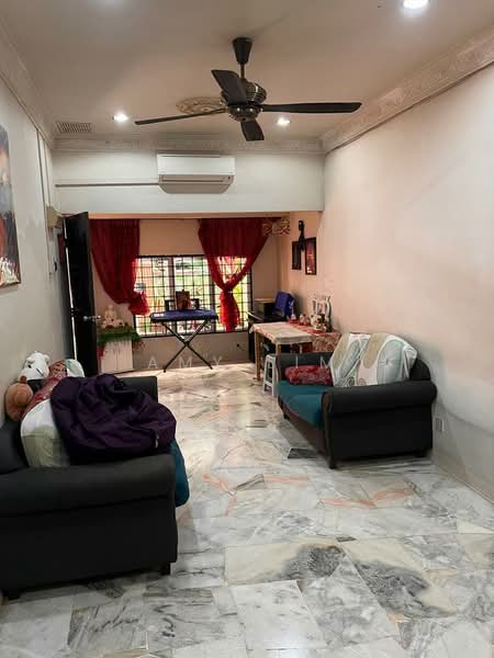 1-storey Terraced House for Sale in Taman Puchong Perdana (Puchong) - Amy Lim - Living Room - PropertyGuru.com.my
