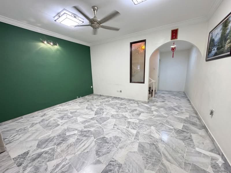 Rumah Teres 3 Tingkat untuk Dijual di Taman Cheras Utama (Cheras) - Macc Ng - Living Room - PropertyGuru.com.my