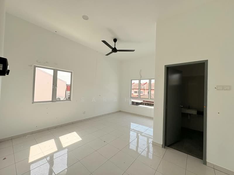 Rumah Teres 2 Tingkat untuk Disewa di Taman Sri Andalas (Klang) - Sarah . - Interior - PropertyGuru.com.my
