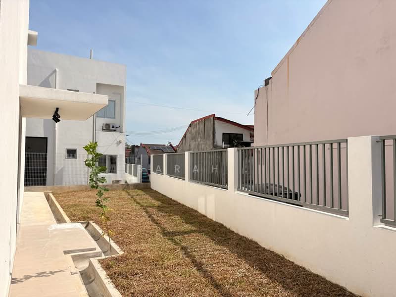 Rumah Teres 2 Tingkat untuk Disewa di Taman Sri Andalas (Klang) - Sarah . - Exterior - PropertyGuru.com.my