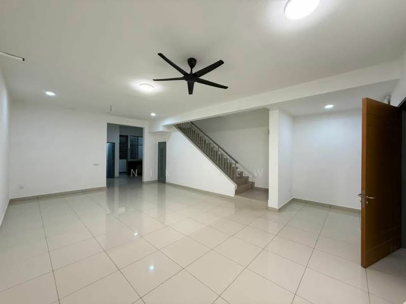 2-storey Terraced House for Rent in Bandar Baru Permas Jaya (Permas Jaya) - Niko Lew - Living Room - PropertyGuru.com.my