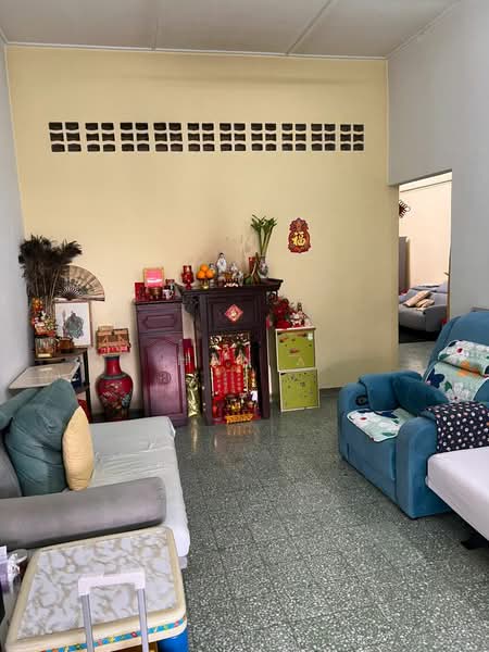 Rumah Teres 1 Tingkat untuk Dijual di Taman Overseas Union (Taman Oug) (Jalan Klang Lama (Old Klang Road)) - Han . - Living Room - PropertyGuru.com.my