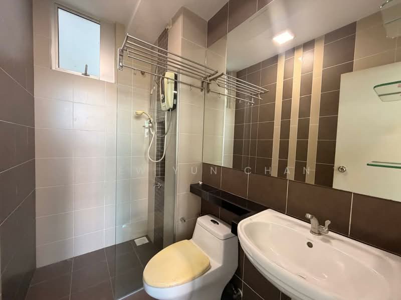 Pangsapuri untuk Dijual di D'Rich Executive Suites - Chew Yun Chan - Bathroom - PropertyGuru.com.my