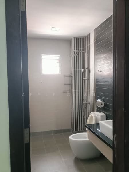 Terraced House for Rent in Subang Jaya (Selangor) - Apple Chang - Bathroom - PropertyGuru.com.my