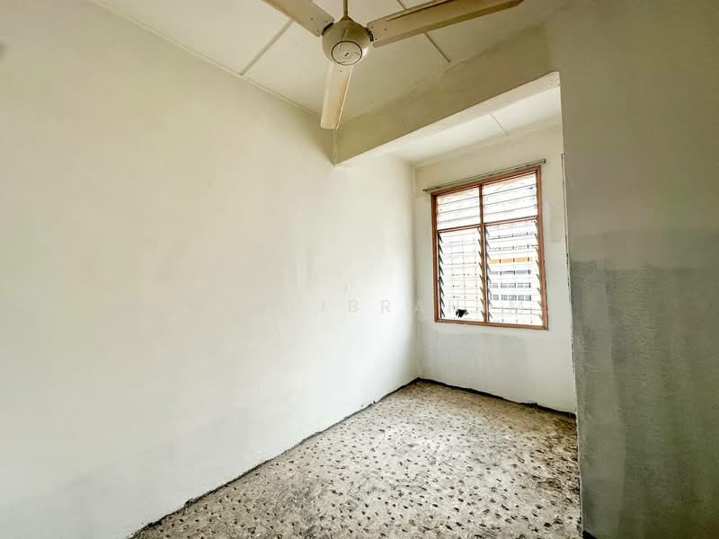 Rumah Teres 2 Tingkat untuk Dijual di Bandar Rinching Seksyen 2 (Semenyih) - Azli Ibrahim - Interior - PropertyGuru.com.my