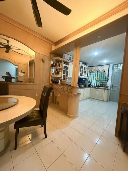 Semi-Detached House for Sale in Taman Molek (Johor Bahru) - Luis Lim - PropertyGuru.com.my
