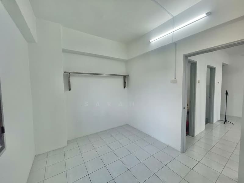 Pangsapuri untuk Dijual di Garden Park - Sarah . - PropertyGuru.com.my