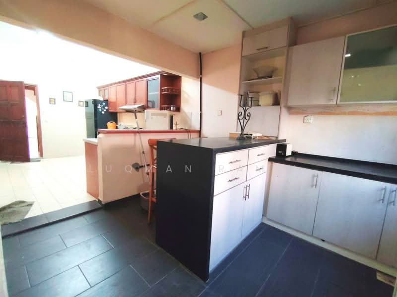 Suadamai Bandar Tun Hussein Onn untuk Untuk Dijual - RM 750,000, Apr 2026 - Kitchen - PropertyGuru.com.my