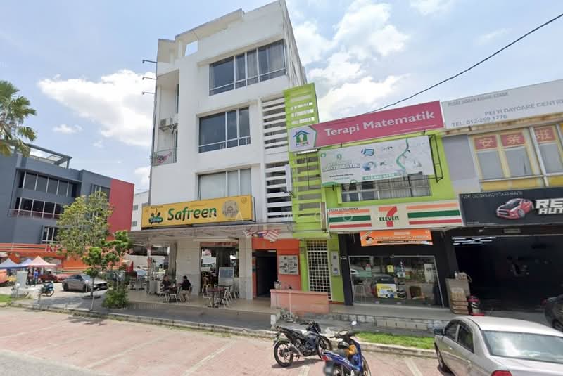 Taman Puncak Jalil - 1