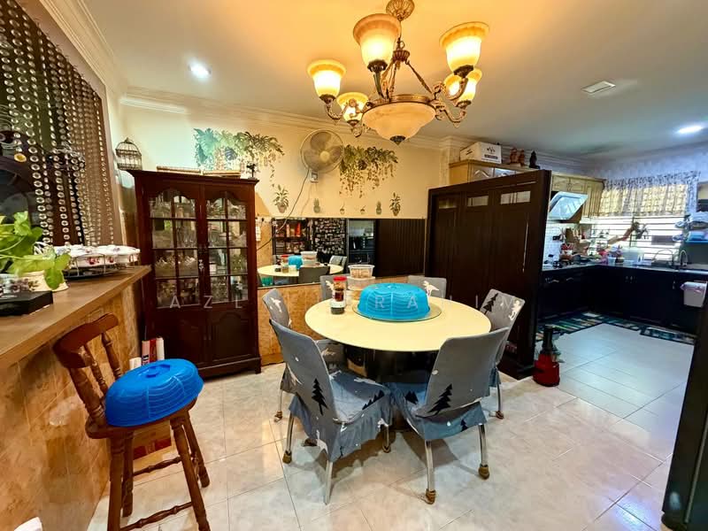 Rumah Teres 2 Tingkat untuk Dijual di Taman Desaria (Petaling Jaya) - Azli Ibrahim - Dining Room - PropertyGuru.com.my