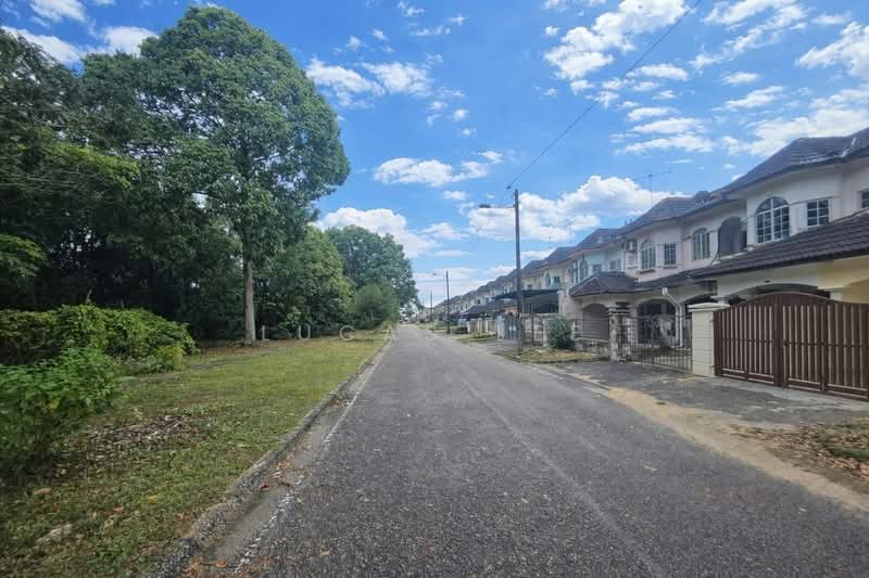 2-storey Terraced House for Sale in Bandar Putra (Kulai) - Lucas Lee - Exterior - PropertyGuru.com.my