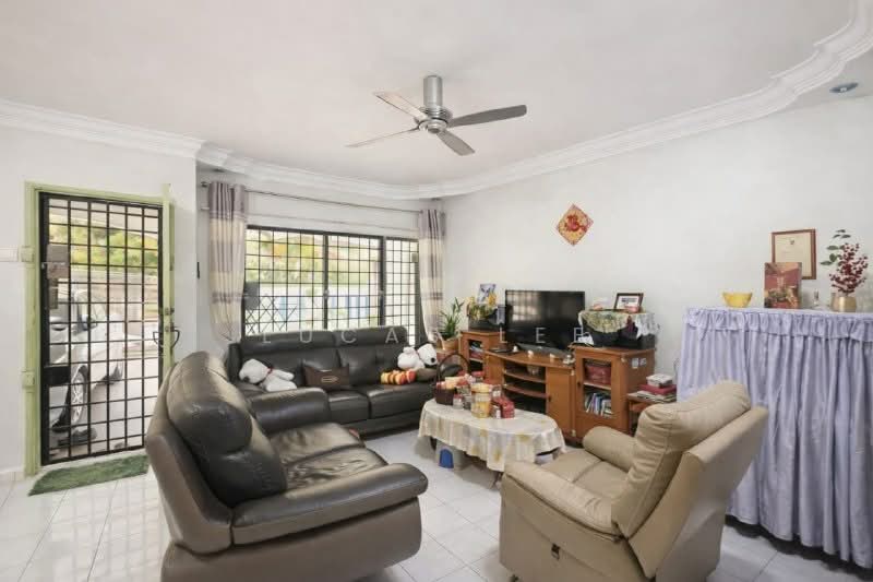 2-storey Terraced House for Sale in Bandar Putra (Kulai) - Lucas Lee - Living Room - PropertyGuru.com.my