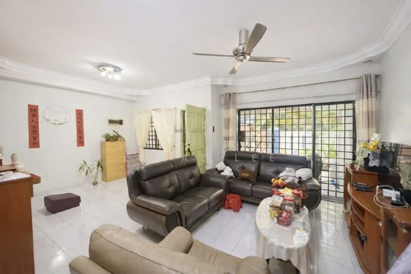 2-storey Terraced House for Sale in Bandar Putra (Kulai) - Lucas Lee - Living Room - PropertyGuru.com.my