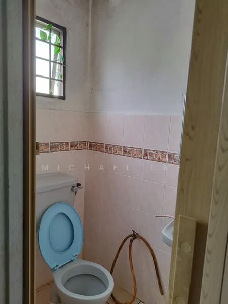 Pangsapuri untuk Disewa di Palma Puteri - Michael Lee - Bathroom - PropertyGuru.com.my