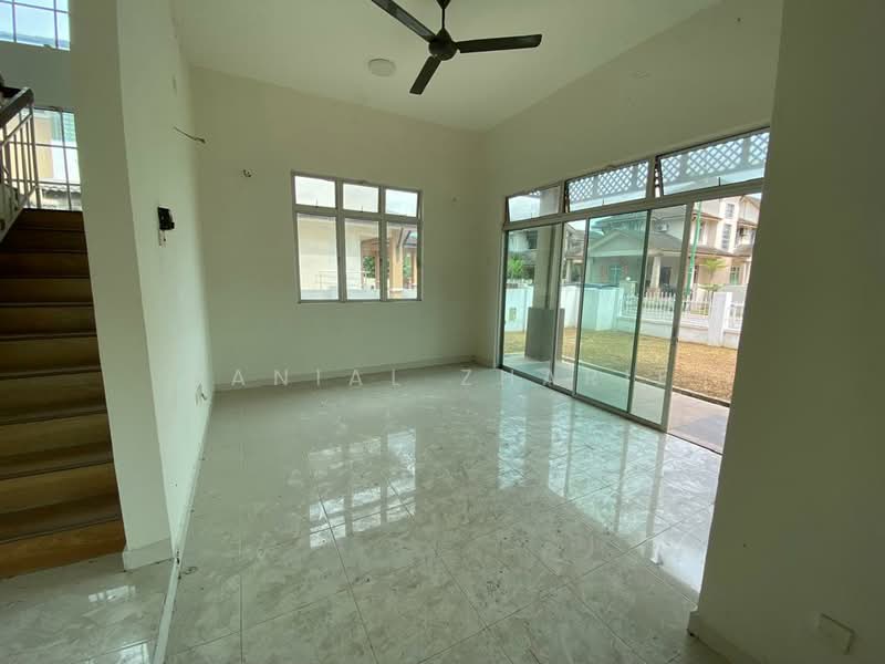 Bungalow House for Sale in Seberang Perai (Penang) - Danial Zharif - Living Room - PropertyGuru.com.my