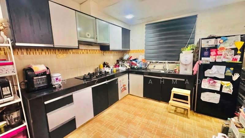 Alam Suria Puncak Alam untuk Untuk Dijual - RM 490,000, Apr 2026 - Kitchen - PropertyGuru.com.my