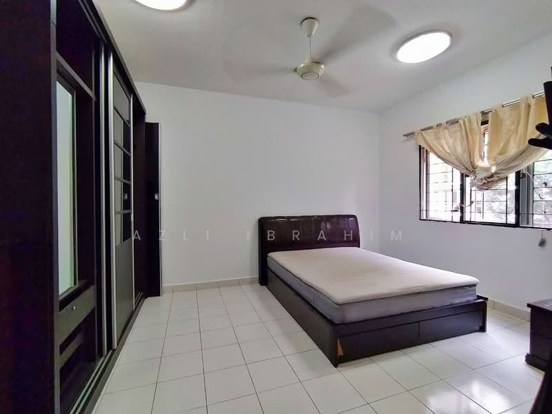 Kondominium untuk Dijual di Puncak Nusa Kelana - Azli Ibrahim - Bedroom - PropertyGuru.com.my