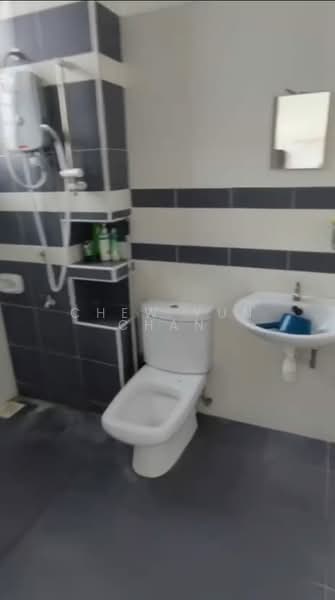 Rumah Teres 2 Tingkat untuk Disewa di Johor Bahru (Johor) - Chew Yun Chan - Bathroom - PropertyGuru.com.my