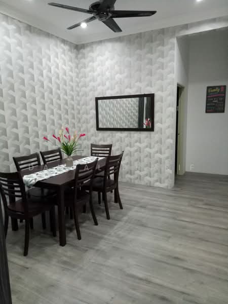 Rumah Berkembar untuk Dijual di Taman Kulim Utama (Kulim) - Danial Zharif - Dining Room - PropertyGuru.com.my