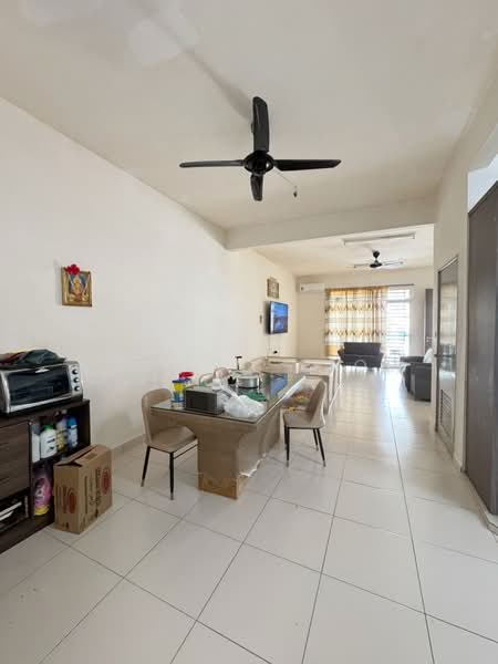 Rumah Teres 2 Tingkat untuk Dijual di Iskandar Puteri (Nusajaya) (Johor) - Edward Siow - Living Room - PropertyGuru.com.my