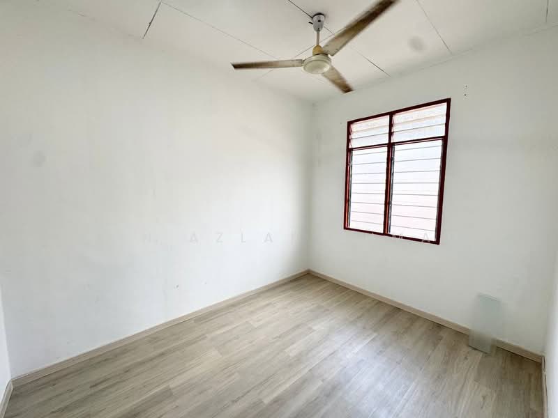 Untuk Dijual - Taman Pinggiran Golf