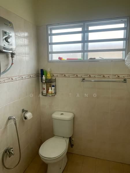 2-storey Terraced House for Sale in Taman Silibin Ria (Ipoh) - Gary Tang - Bathroom - PropertyGuru.com.my