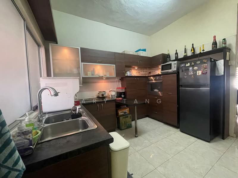 2-storey Terraced House for Sale in Taman Silibin Ria (Ipoh) - Gary Tang - Kitchen - PropertyGuru.com.my