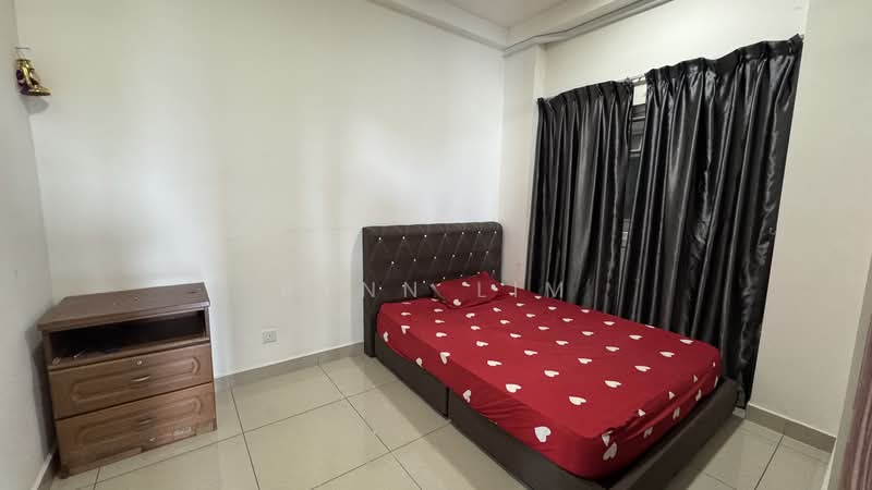 Service Residence for Rent at Seasons Amara Larkin - Rynn Lim - Bedroom - PropertyGuru.com.my