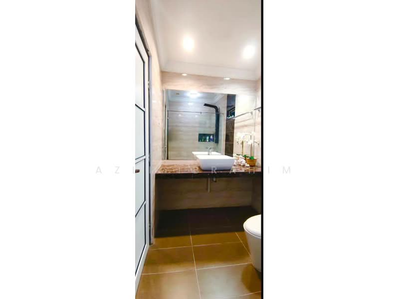 Rumah Berkembar untuk Dijual di Kampung Teras Jernang (Bangi) - Azli Ibrahim - Bathroom - PropertyGuru.com.my