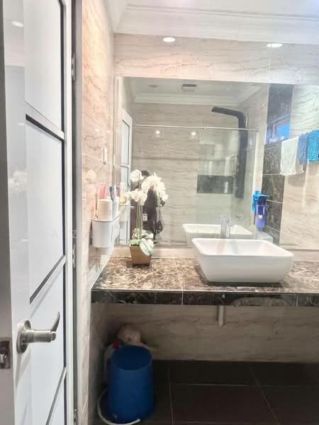 Rumah Berkembar untuk Dijual di Kampung Teras Jernang (Bangi) - Azli Ibrahim - Bathroom - PropertyGuru.com.my