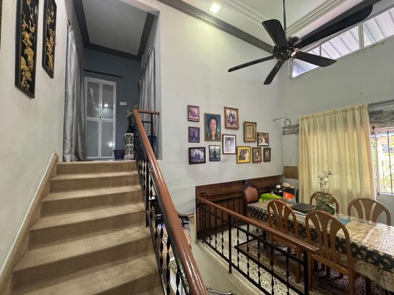 Rumah Berkembar untuk Dijual di Taman Nong Chik (Johor Bahru) - Zira . - Interior - PropertyGuru.com.my