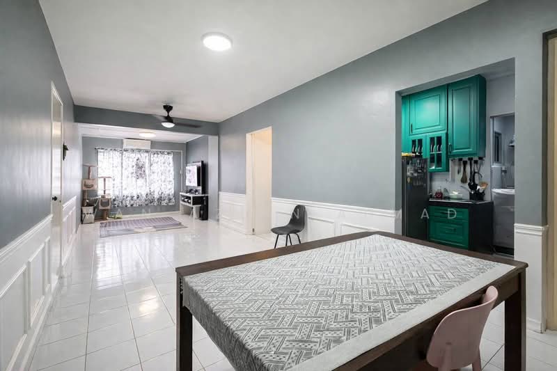 Apartment for Sale at Saujana Damansara - Wan Azlan Ahmad - Living Room - PropertyGuru.com.my
