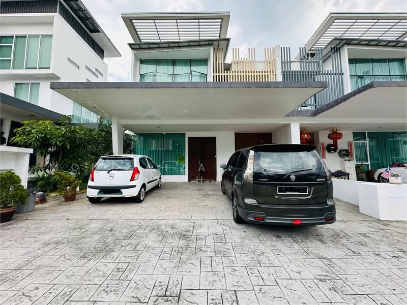 Rumah Berkembar untuk Dijual di Cyberjaya (Selangor) - Mohd Aizat Saiful Bahri - Exterior - PropertyGuru.com.my