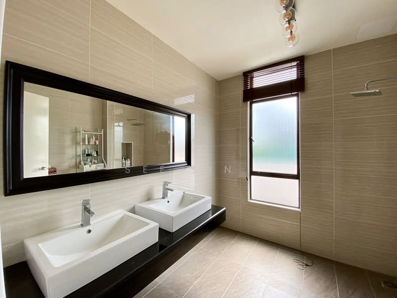 Cluster House for Sale in Skudai (Johor) - See Yin . - Bathroom - PropertyGuru.com.my