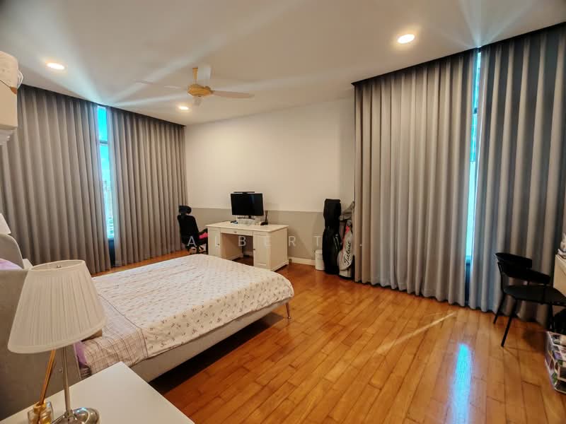 Kondominium untuk Dijual di Condominium @ The Troika - Albert . - Bedroom - PropertyGuru.com.my