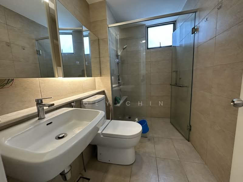 Pangsapuri untuk Dijual di The WaterEdge (Pinggiran Air) - Joey Chin - Bathroom - PropertyGuru.com.my