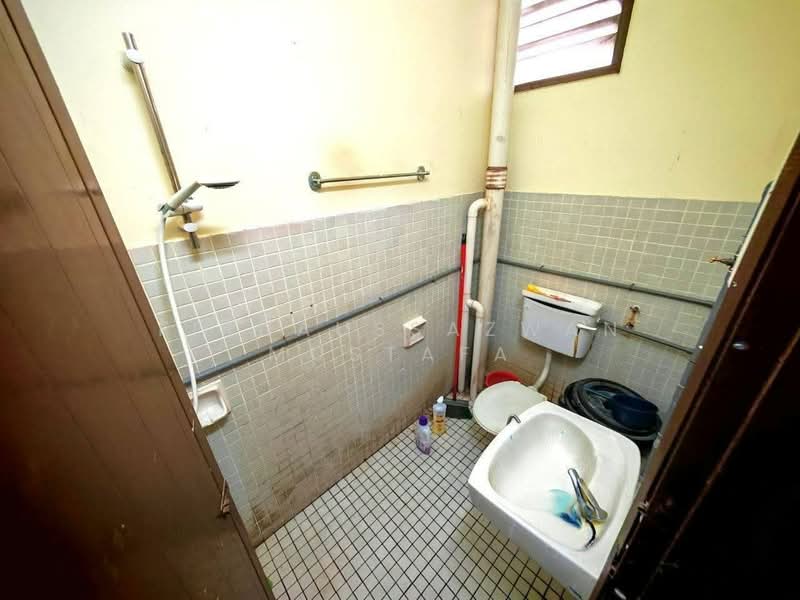 Apartment for Sale at Pangsa Murni - Firdaussazwan Mustafa - Bathroom - PropertyGuru.com.my