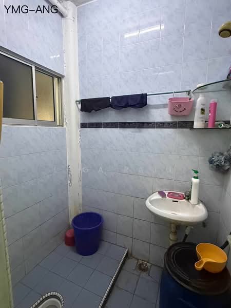 Rumah Teres 2 Tingkat untuk Dijual di Taman Sentosa (Klang) - Loga Raju - Bathroom - PropertyGuru.com.my