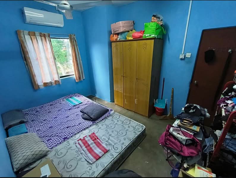2-storey Terraced House for Sale in Taman Mas (Kulai) - Michelle He - Bedroom - PropertyGuru.com.my