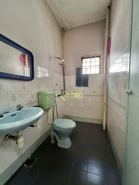 Rumah Teres 2 Tingkat untuk Dijual di Taman Bayu Perdana (Klang) - Chia Wai Yong - Bathroom - PropertyGuru.com.my