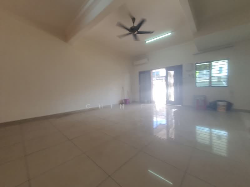2-storey Terraced House for Sale in Ayer Keroh (Melaka) - CHIN FN - Living Room - PropertyGuru.com.my