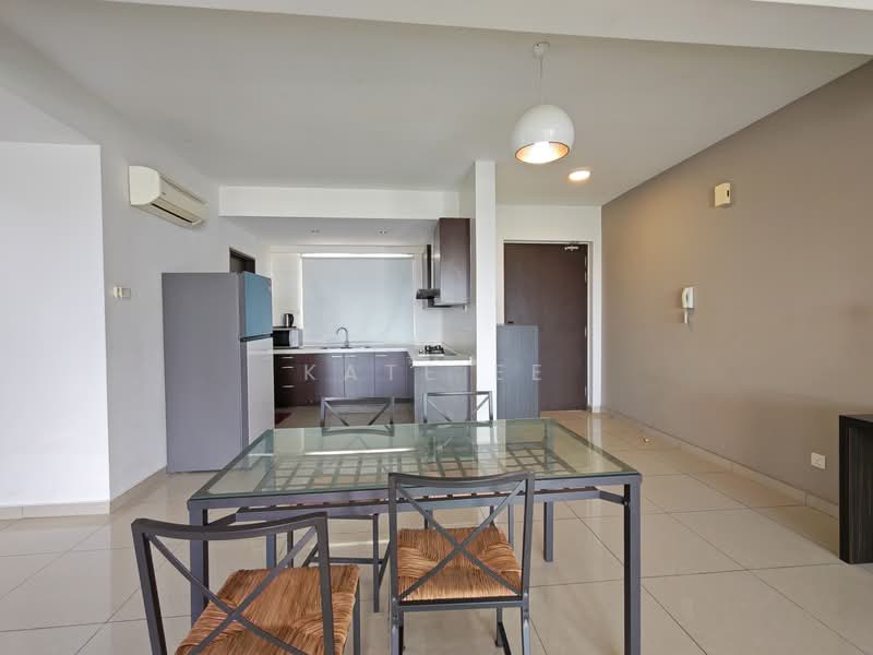 Pangsapuri untuk Dijual di Molek Pine 3 - Kate Ee - Kitchen - PropertyGuru.com.my