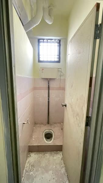 Shop / Office for Rent in Taman Nusa Bestari (Iskandar Puteri (Nusajaya)) - Nicholas Low - Bathroom - PropertyGuru.com.my