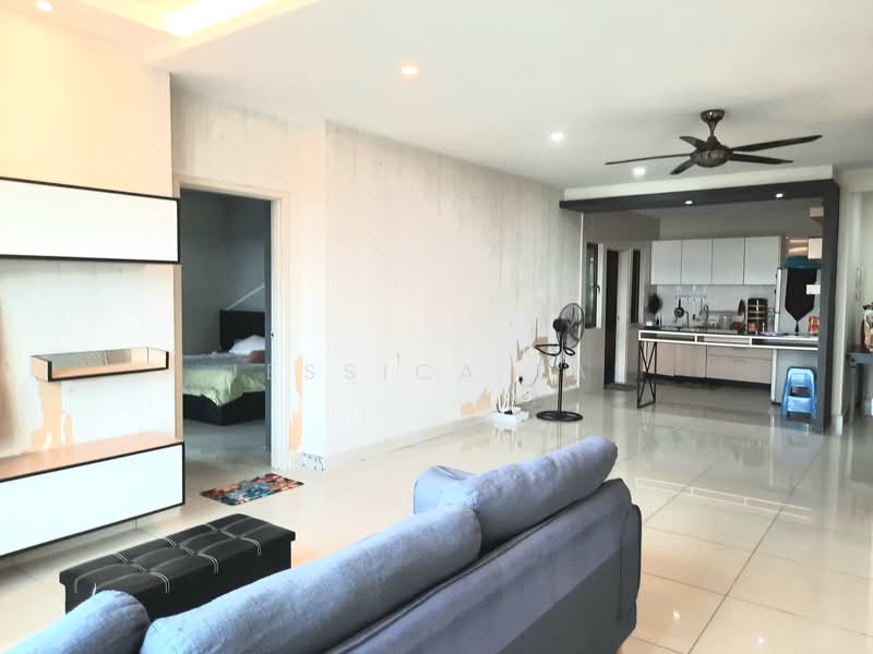 Kondominium untuk Disewa di Atmosfera Kondominium - Jessica Tai - Living Room - PropertyGuru.com.my