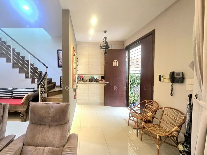 Rumah Teres 2 Tingkat untuk Dijual di Cyberjaya (Selangor) - Luqman Ramli - Entrance - PropertyGuru.com.my